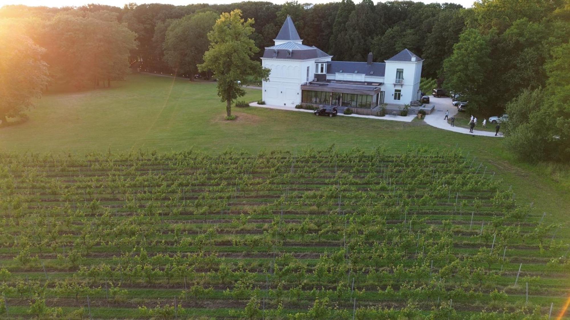Villa Wijnkasteel Haksberg Tielt Exterior foto